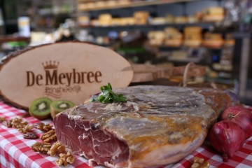 Serrano ham van de meybree 